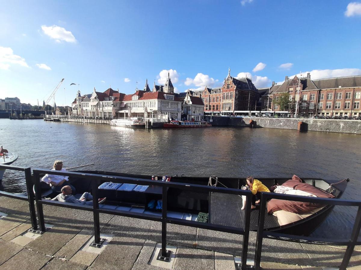Euphrate Houseboat Hotel Amsterdam Bagian luar foto